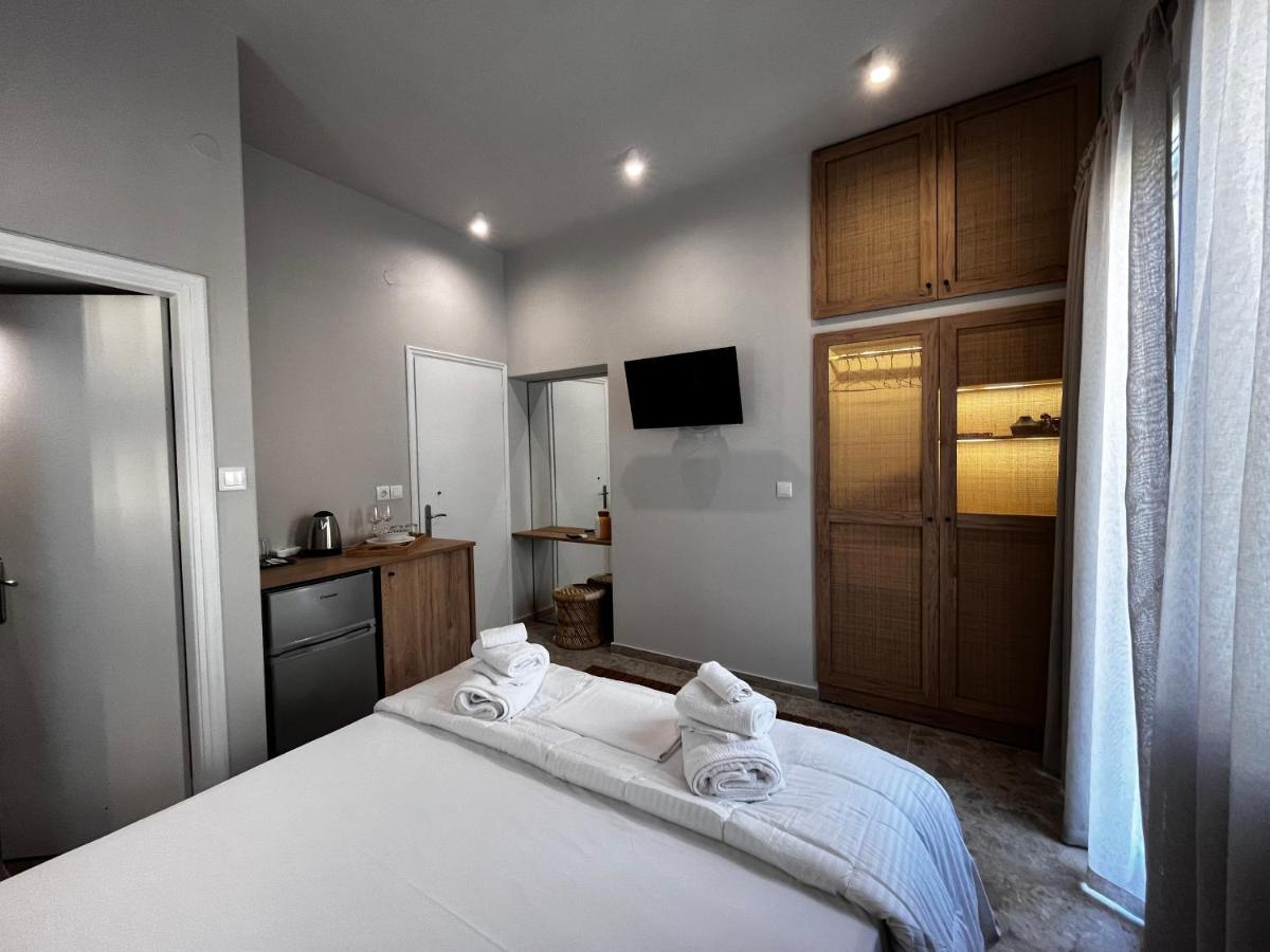 Orfeas Luxury Rooms & Studio Skopelos stad Exteriör bild